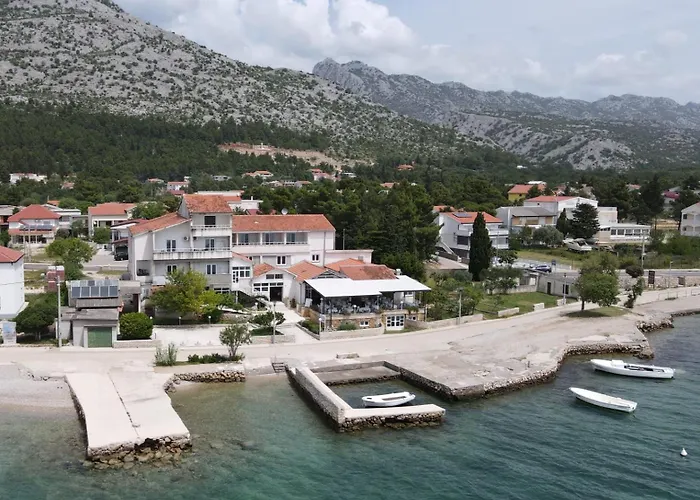 krevet i doručak Miramar Starigrad Paklenica